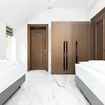 Happy Day Apartment, By Cohost Lejlighed *