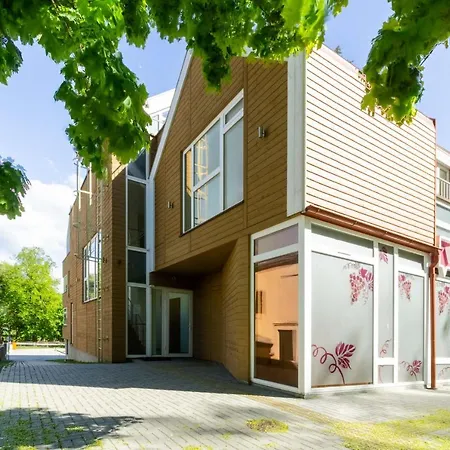 Happy Day Apartment, By Cohost * Паланга