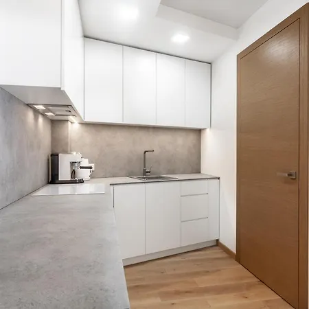 Апартаменти Happy Day Apartment, By Cohost