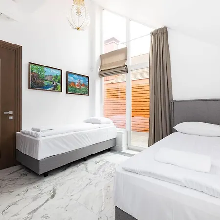 Happy Day Apartment, By Cohost * Połąga