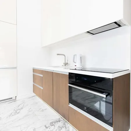 Апартаменти Happy Day Apartment, By Cohost