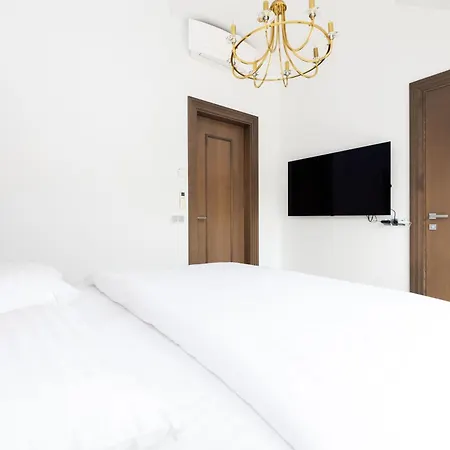 Апартаменты Happy Day Apartment, By Cohost