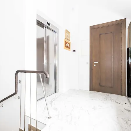 Appartement Happy Day Apartment, By Cohost