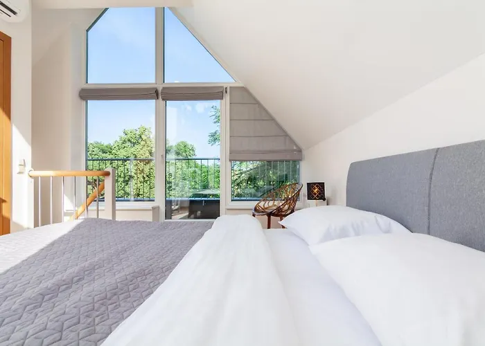 Happy Day Apartment, By Cohost Apartment Palanga