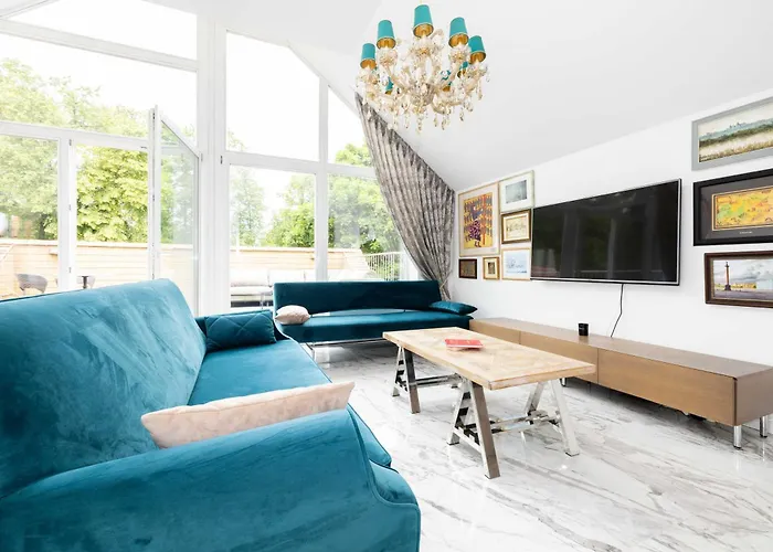 Happy Day Apartment, By Cohost