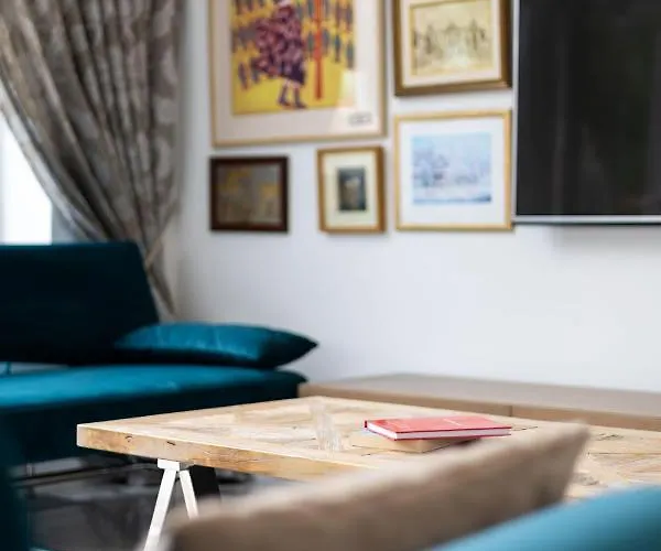 Appartamento Happy Day Apartment, By Cohost