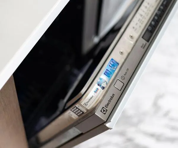 Happy Day Apartment, By Cohost *