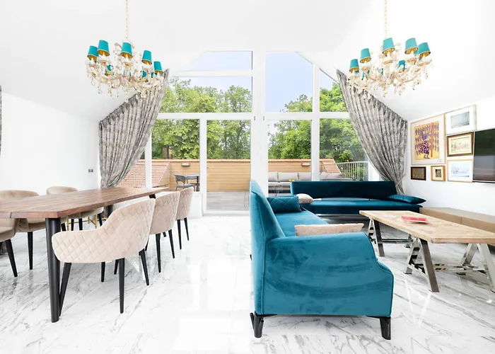 Happy Day Apartment, By Cohost Appartamento *